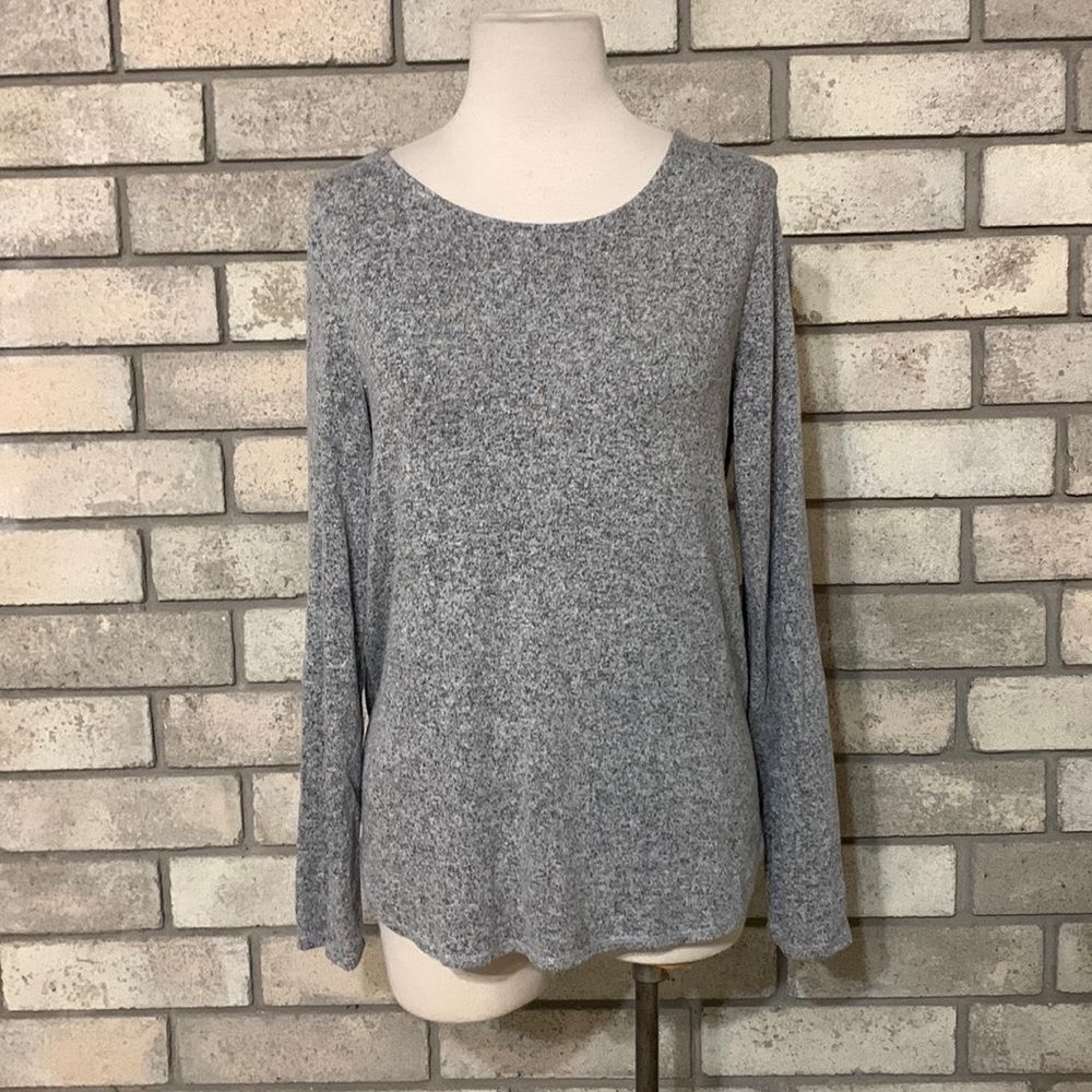3for$20 sweater blouse size medium